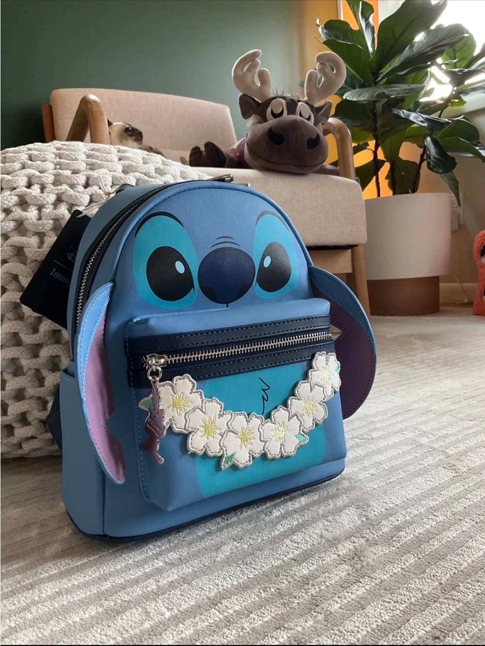 NWT RARE Loungefly Disney Lilo & Stitch Figural Stitch with Lei Mini Backpack.